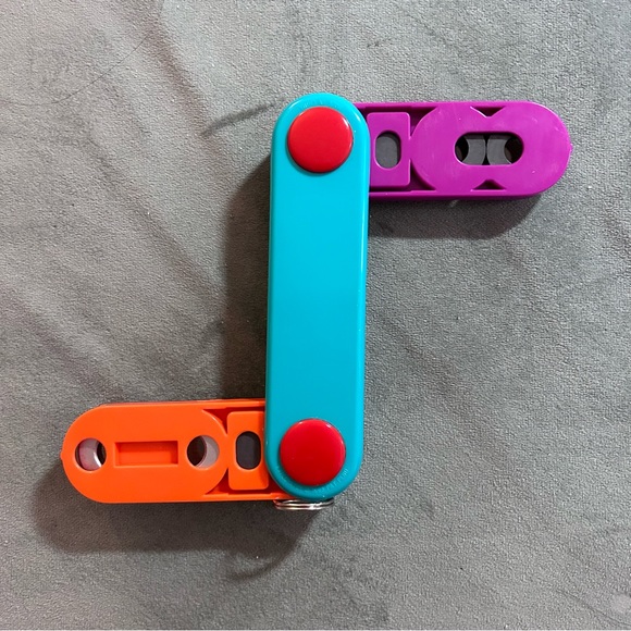 Beakman's World Magnet Works Science Activity Set ages 8+ - Picture 2 of 5